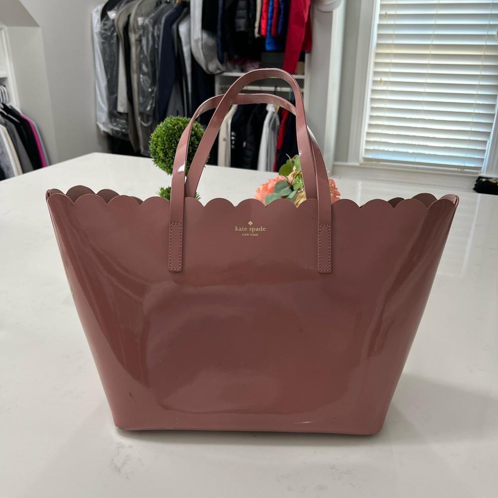 Kate spade totes